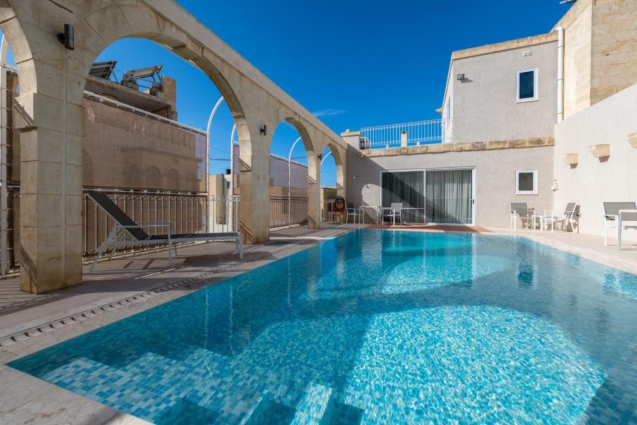 Zeppi'S Luxury Holiday Farmhouse With Private Pool Għarb Exterior foto